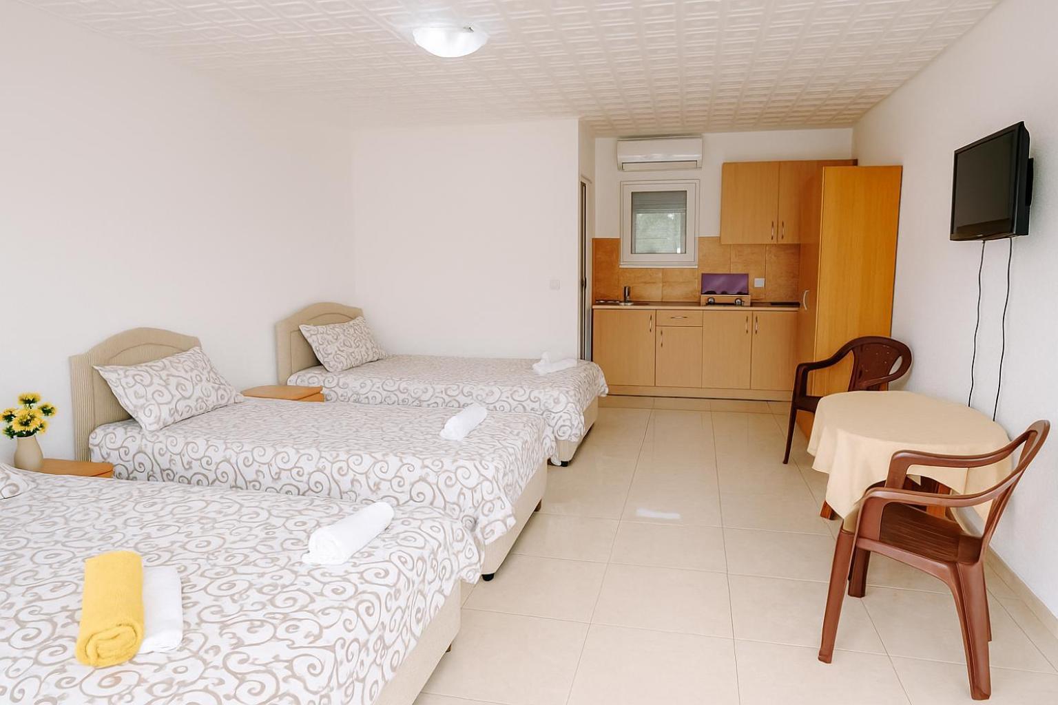 Apartments Lejla Dobra Voda Kültér fotó